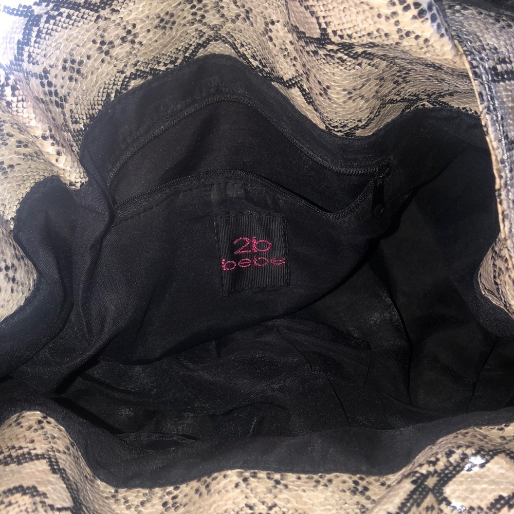 2b Bebe Handbag - Picture 8 of 8